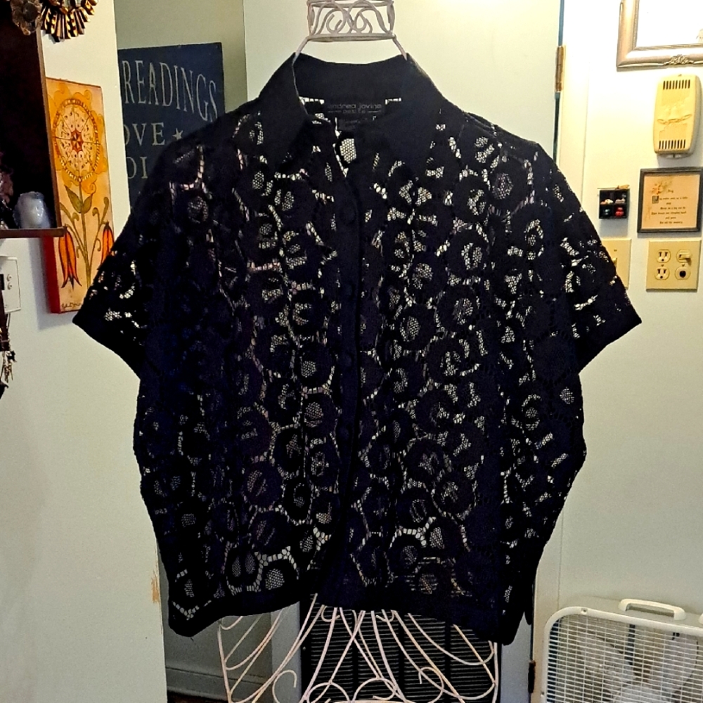 Vintage Andrea Jovine Black Cropped Lace Blouse, S
